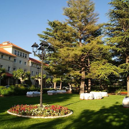 Hotel Parador De Teruel Zewnętrze zdjęcie