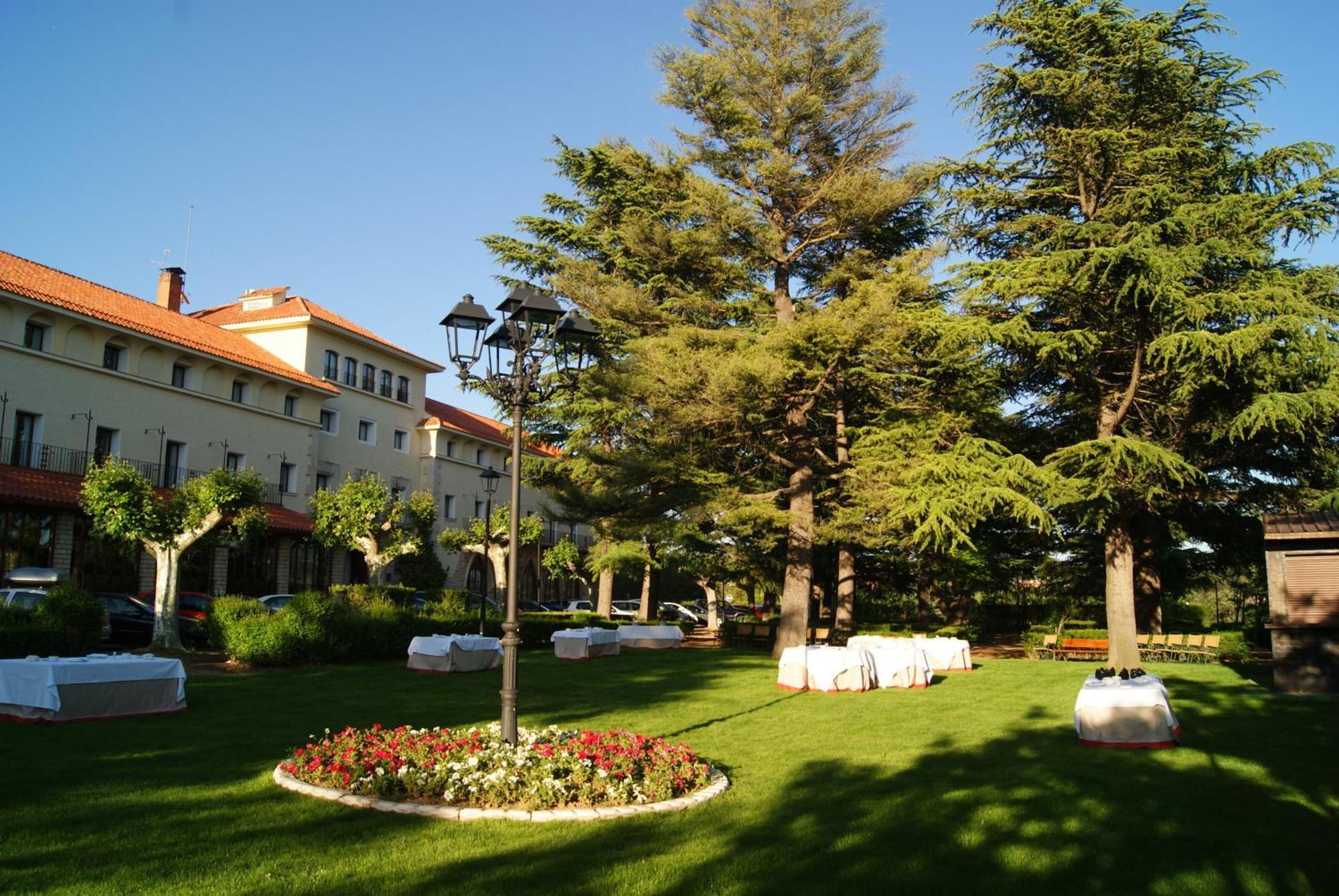 Hotel Parador De Teruel Zewnętrze zdjęcie